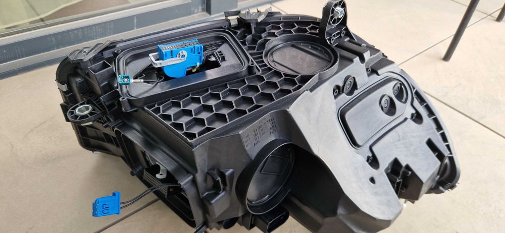 W206 Mercedes C Class LED DIGITAL LIGHT фар