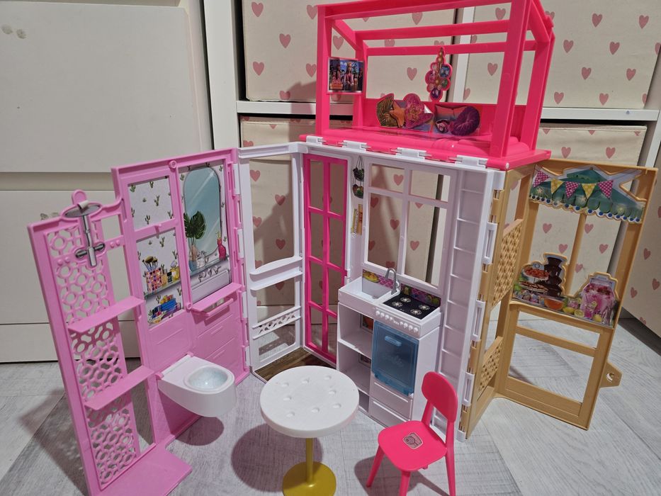 Casa de papusi Barbie