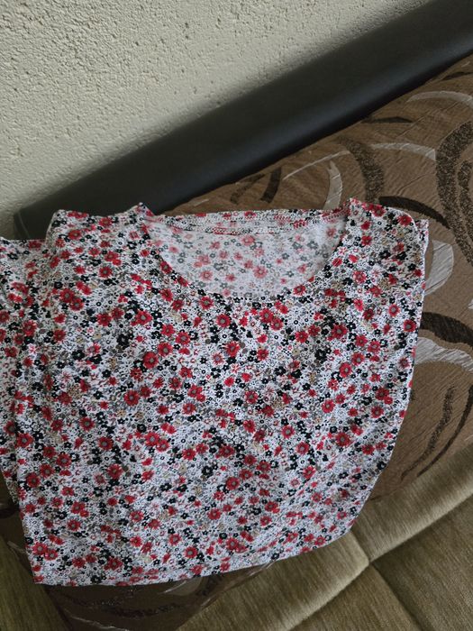 Дамски летни блузи