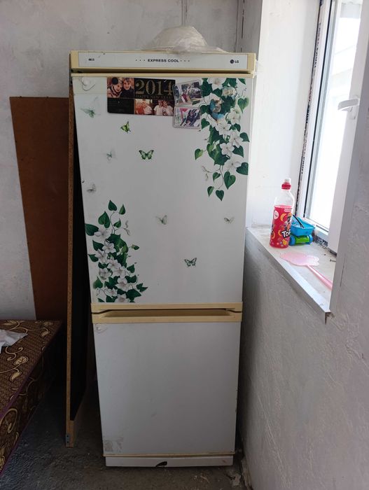 Холодильник 10000