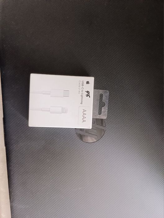 Zaryadnik sotiladi yaxshisi