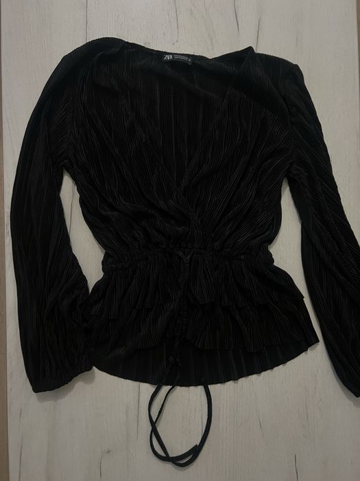 Елегантна блуза ZARA