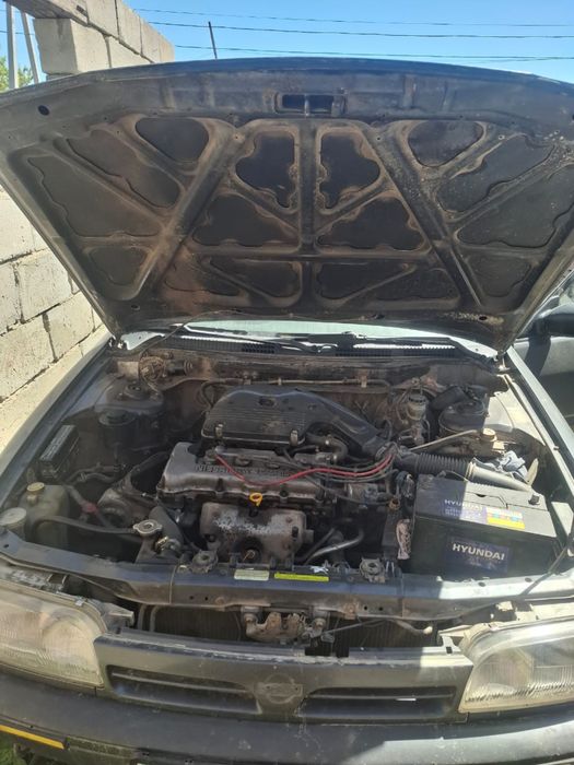 Nissan primera 1990 года