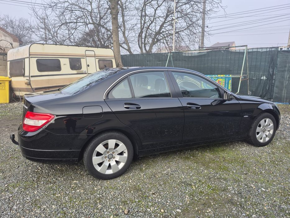 Mercedes C-Class C180 W204 - 1.6i 156CP - Clima * Istoric Service