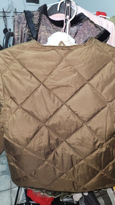 Короткая женская куртка