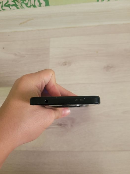 Продам телефон редми а3