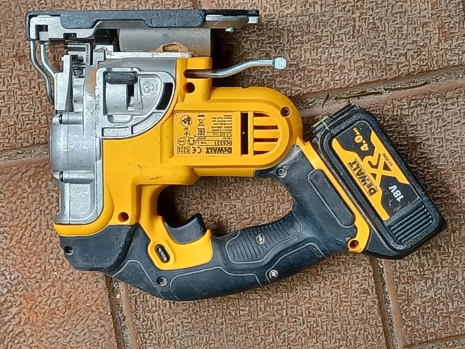 Pendular DEWALT DCS 331 original , made CEHIA