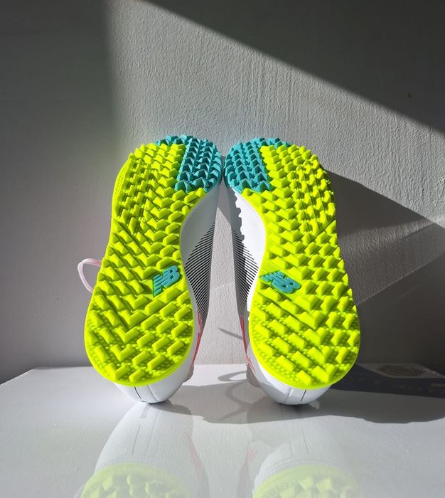 Футболни обувки New Balance Furon V7+ Dispatch TF, размер 42.5