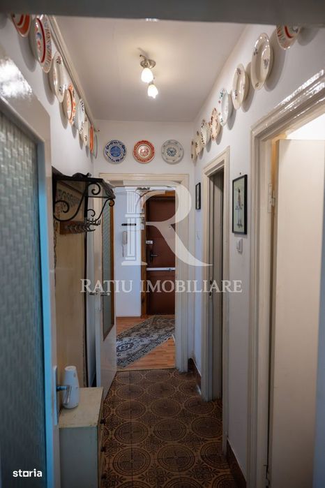 Apartament de colecție în centrul Marghitei | 4 camere | Garaj inclus