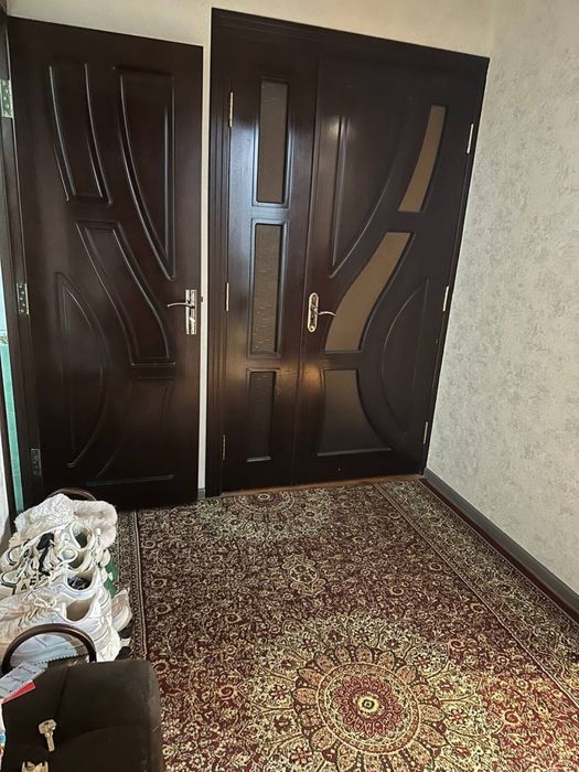 Shayxontoxur,besh yogoch 11/34 1 etaj kvartira 60 kv