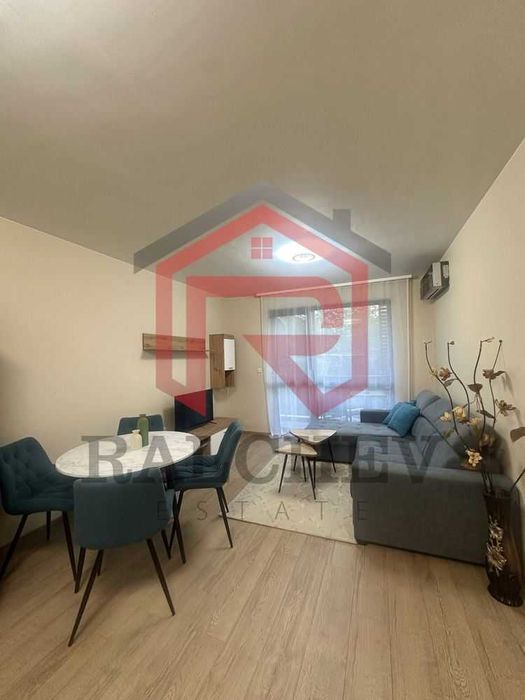 Дава се под наем Двустаен апартамент в Варна, м-т Траката - 90 кв.м за 600 € - Снимка #2