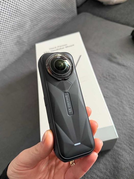 Insta360 X5 8k 360 Action Cam - garantie 1 an şi jumătate