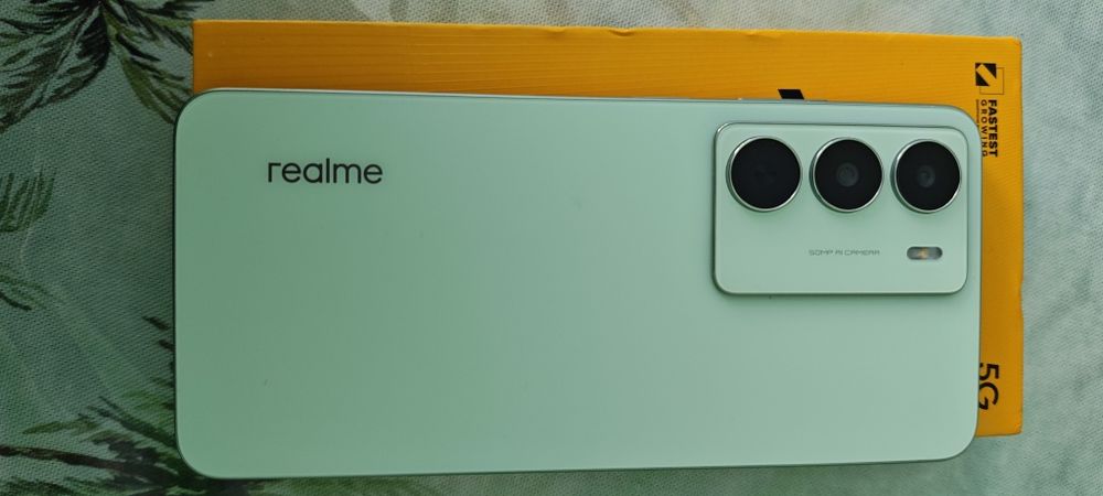 Продава се Realmi 14x 5G