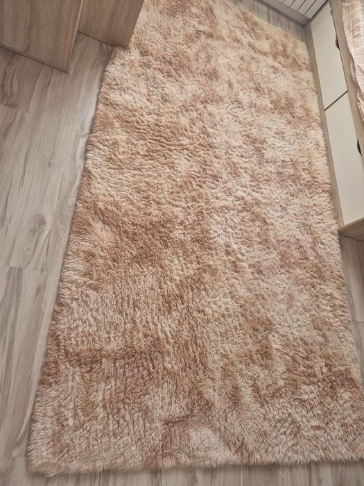 Продам ковер длинноворсный 2×3 метра