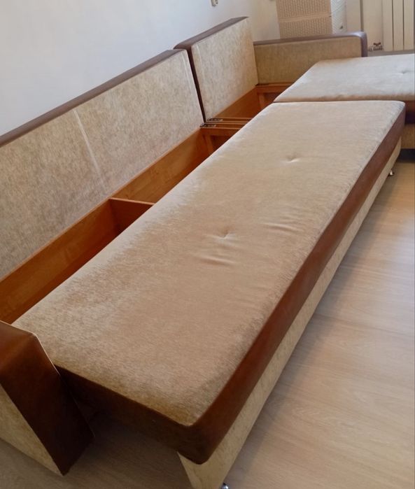 Продам мягкий уголок