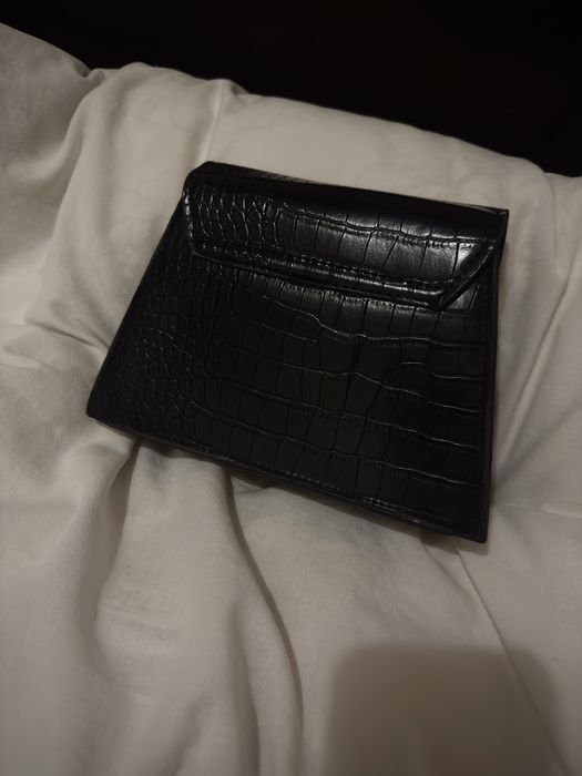 Дамска черна чанта