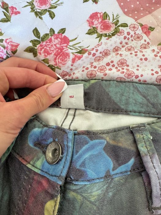 Флорални панталони