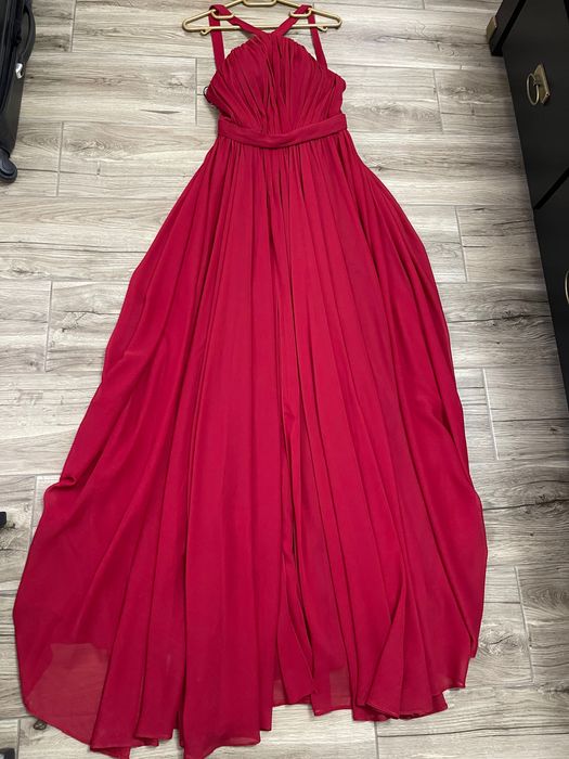Vand rochie de ocazie model deosebit Marimea S