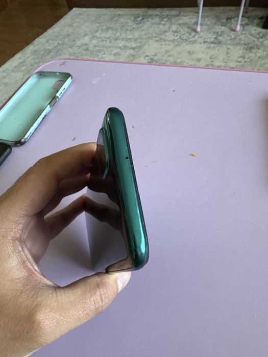 Продам Huawei P40 lite