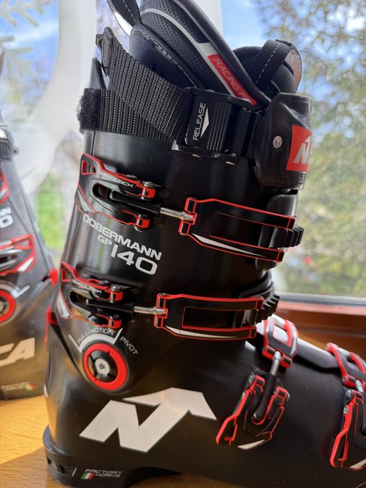 Ски обувки nordica doberman gp 140