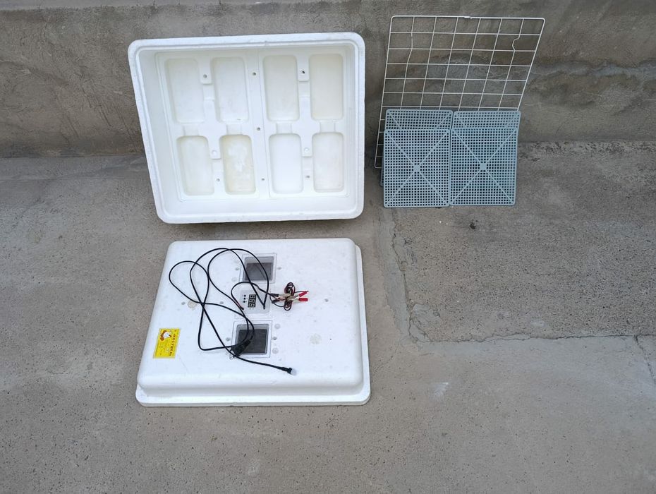 Инкубатор несушка 77 яйц