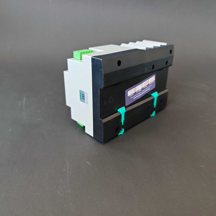 Suntree Автоматични Ум шалтери 100А ATS соларни мрежа/инвертор