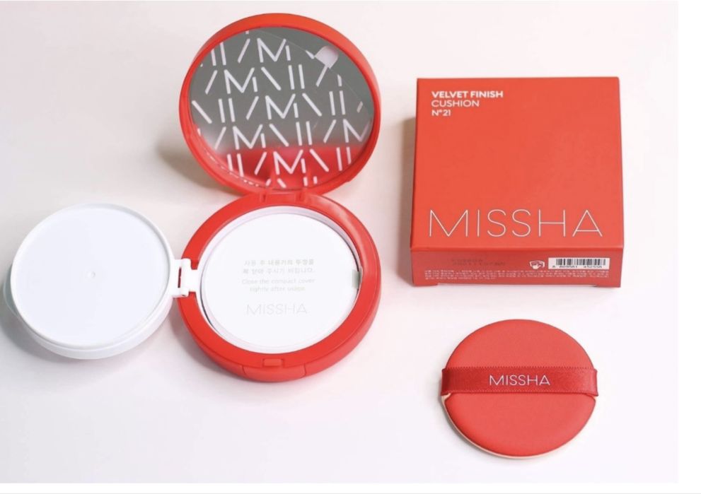 Тональный крем и кушоны