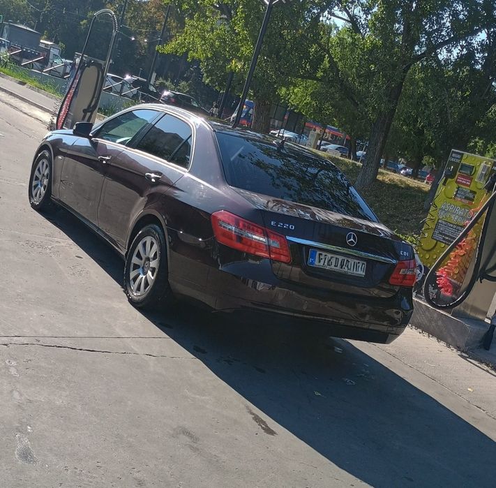 MERCEDES-BENZ E-Class 2010 — imagine 4