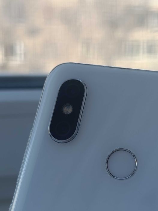 Срочно!!Xiaomi mi 8