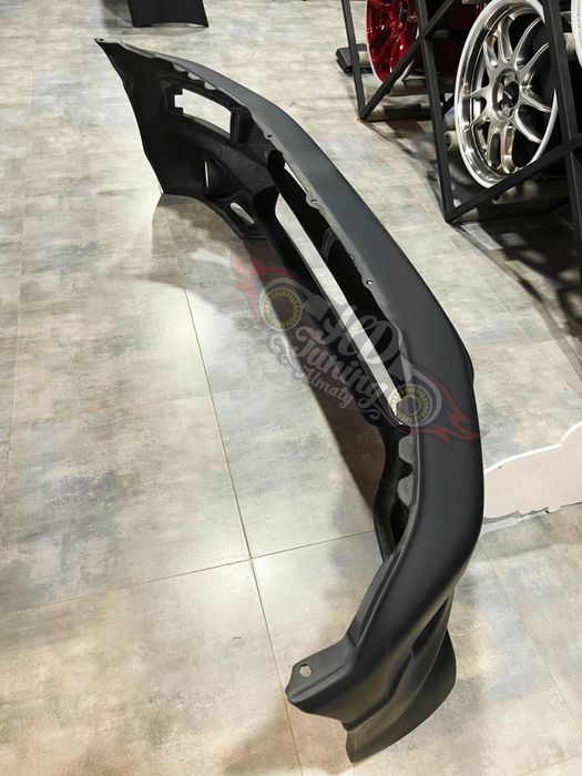 Бампер передний Toyota Rav4 XA10