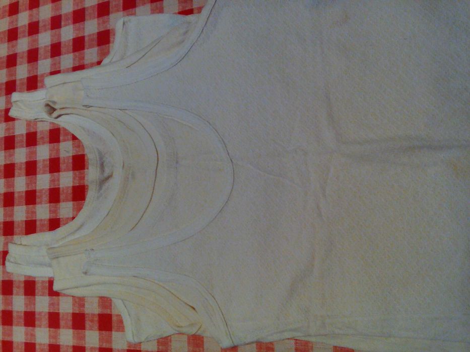 продавам стари детски дрехи