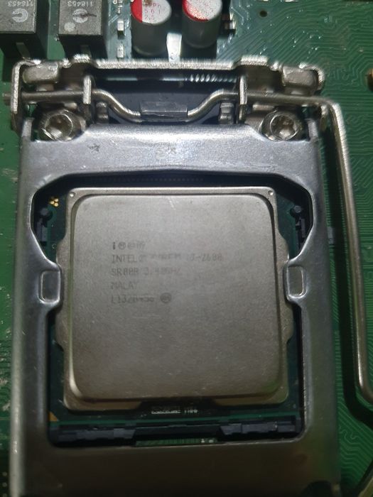 Процесор i7 2600