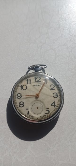 Предлагам джобни механични часовници