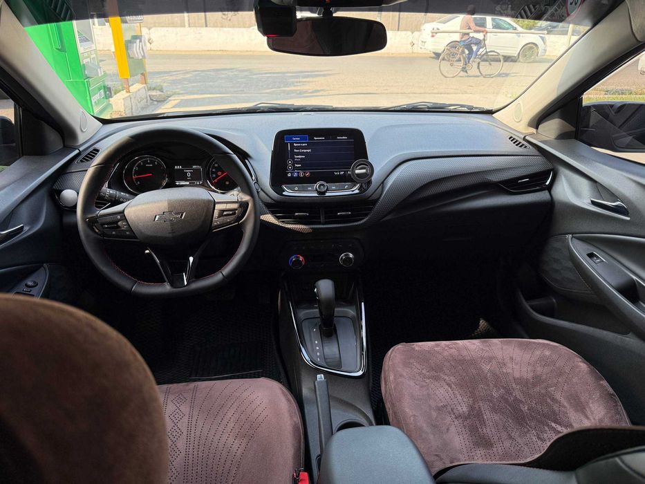 1 qo'l haydalgan Chevrolet ONIX REDLINE AT TURBO