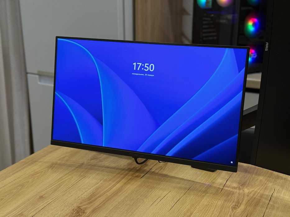 Игровой монитор 300 герц + подарок