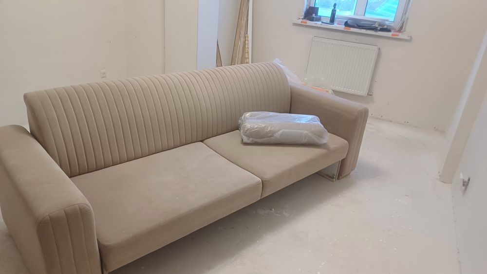 Продам диван срочно