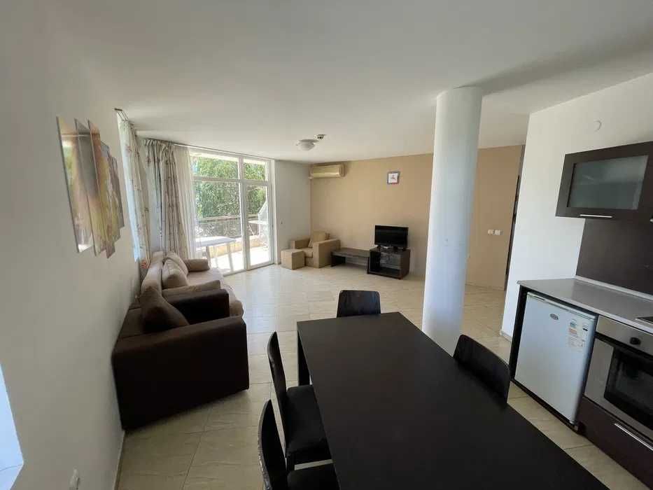 Дава се под наем Тристаен апартамент в к.к. Слънчев бряг - 100 кв.м за 311.1 € - Снимка #7