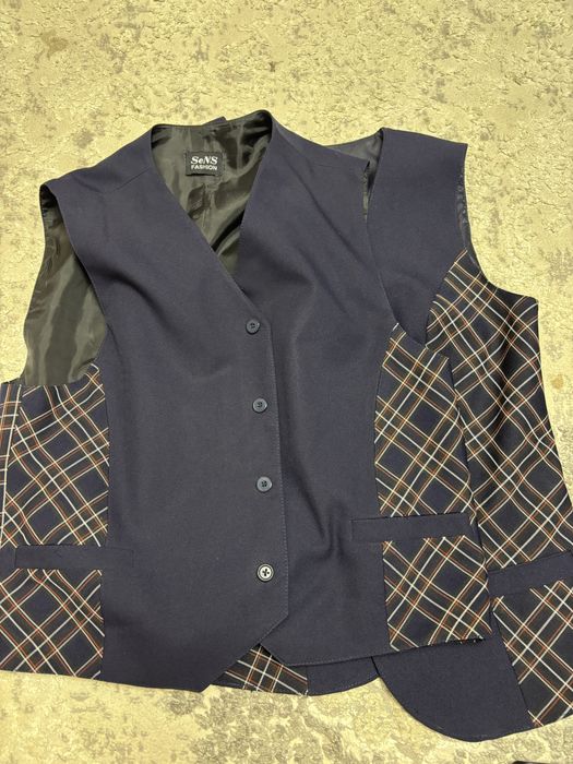 Школьная форма жилеты и юбка