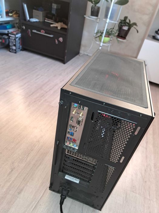 Гейминг компютър inter core i5 nvidia geforce 3060, ram 16GB, 3200mhz