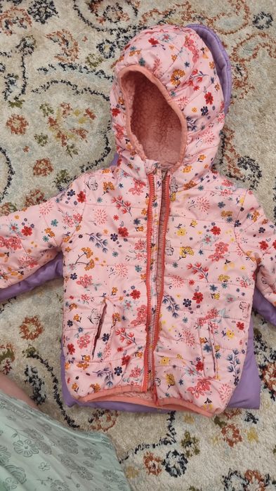 Продам детские осенние куртки