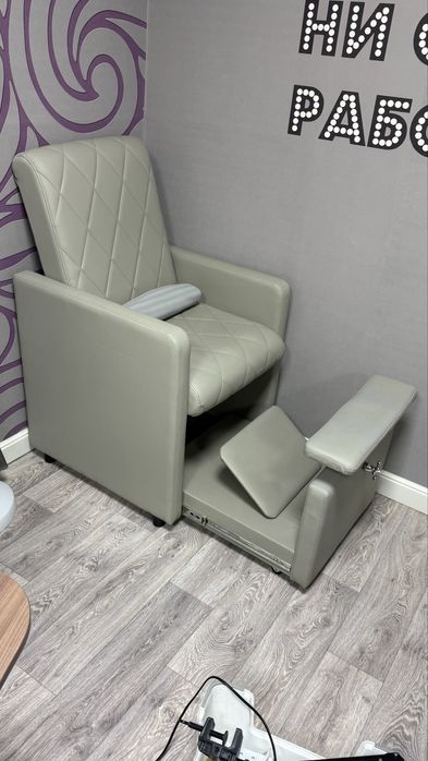 Педикюрное кресло