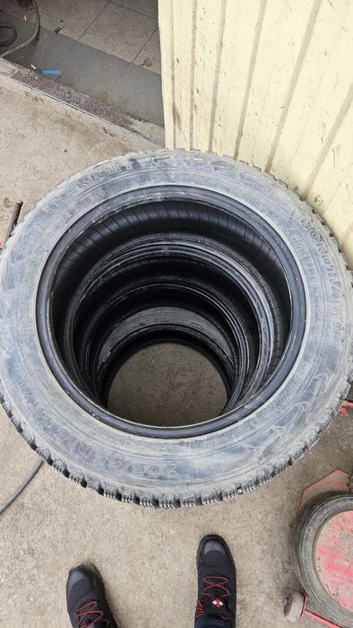 Продам шины 205/55/16