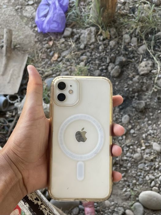 iPhone 11 sotiladi srochna