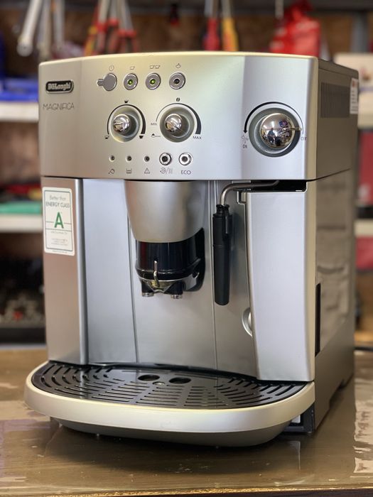 DeLonghi MAGNIFICA ESAM4200.S - Кафеавтомати | Кафемашини