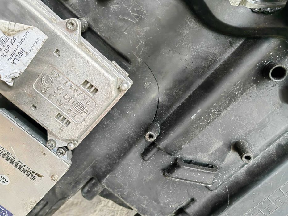 Фар Mercedes CLS W219 Xenon Десен / Фар Мерцедес ЦЛС W219 Оригинален