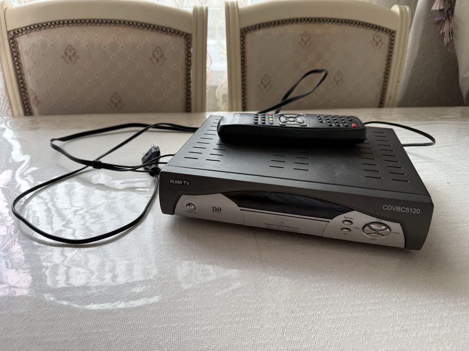 Продам приставку Alma TV