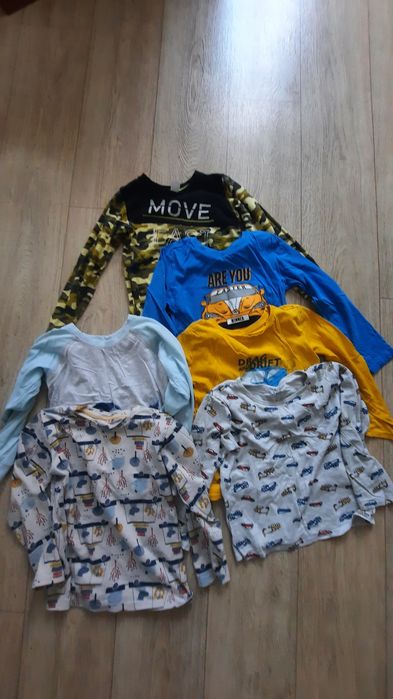 Продам детские вещи