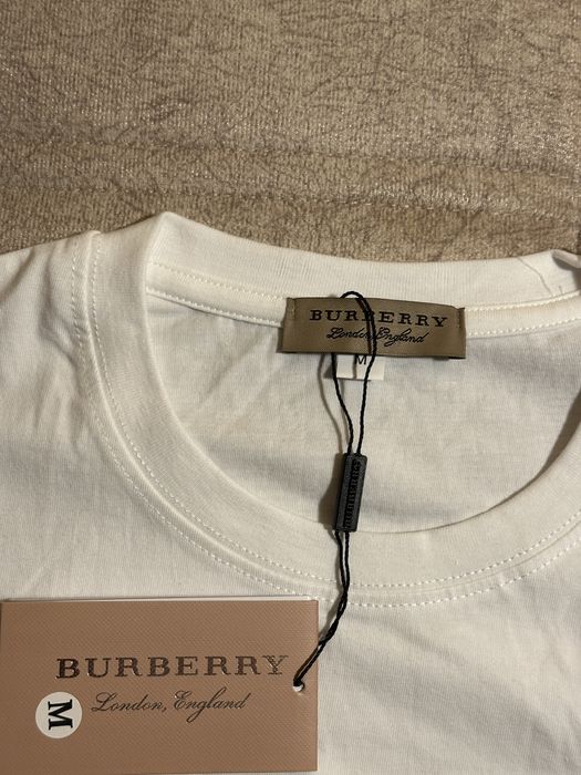 Tricou burberry crem
