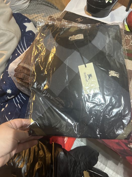 Tricou si efarfa