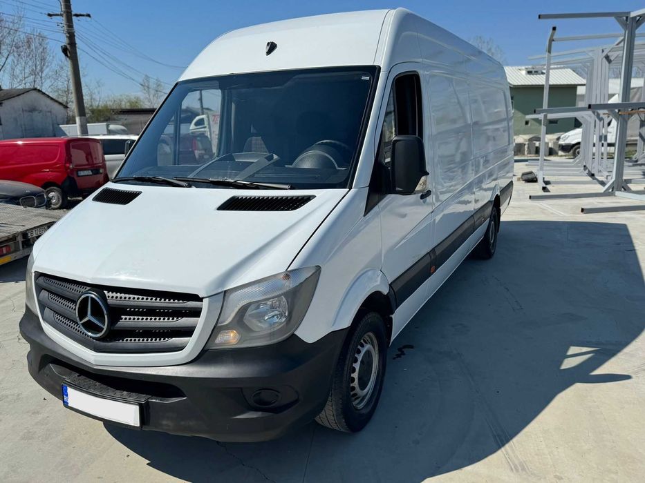 Dezmembrez Sprinter w906 316 CDI om651 2.2 euro 5 2143cmc